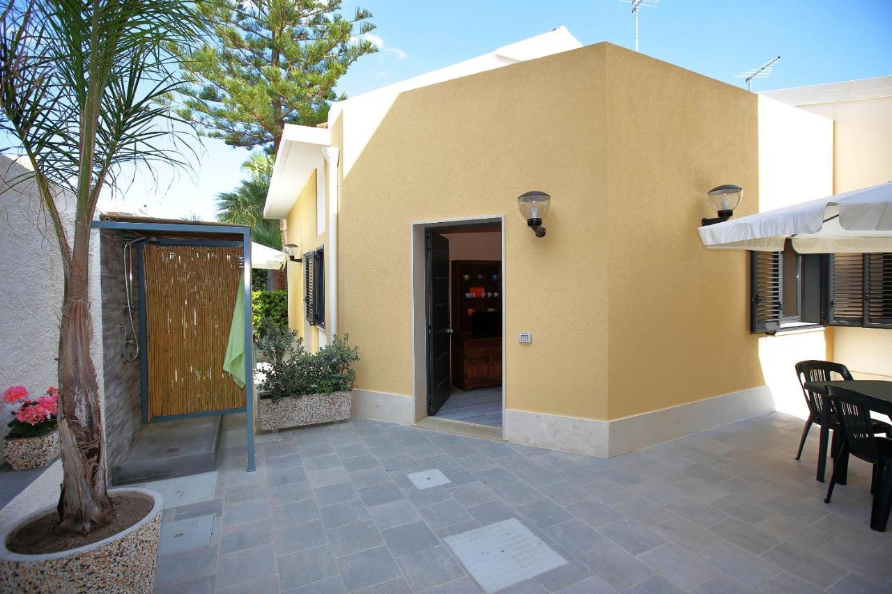 Re Sole La Dependance - Casa Vacanza V E N E R E อาโวลา ภายนอก รูปภาพ